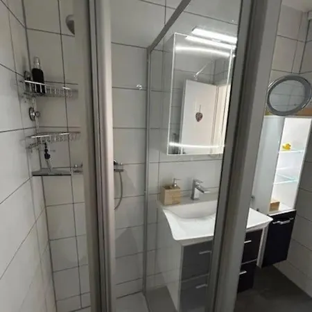 Daire Appart, Avec Parking A Quelques Minutes Du Depart Des Telecabines Crans-Montana